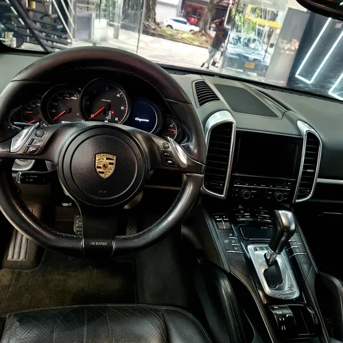 Porsche Cayenne 3.0 Comfort Diesel blindaje 2