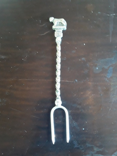 Antiguo Pinche Romano . Plata Sellada. Año 1920. (Usado)