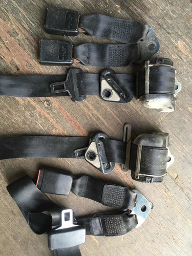 Cinturones De Seguridad Traseros Peugeot 205 -originales-