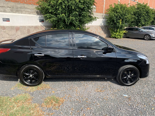 Nissan Versa 4 Puertas