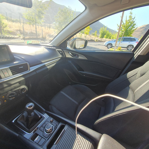 Mazda 3 Sedan V 2.0 6mt Skyactive Android/Carplay
