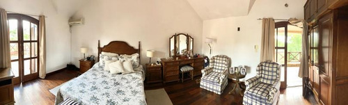 Hermosa Casa En Zona Residencial Colonia