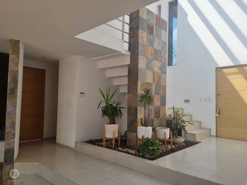 Renta Casa En Condado De Sayavedra