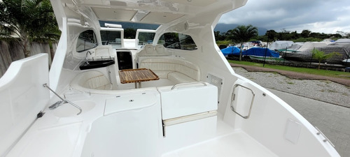 Imagem 5 de 14 de Coral 36 Ht - Pronta Entrega Parelha Diesel 520 Hp