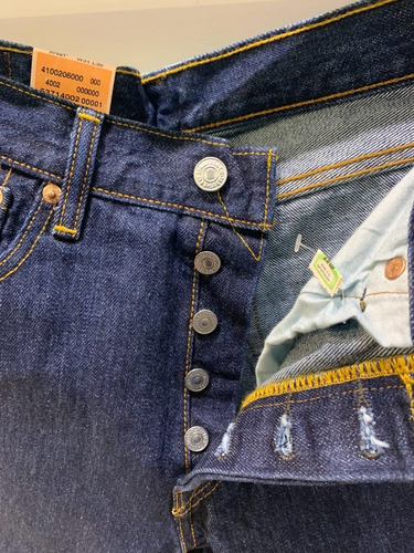 Imagen 3 de 4 de Jean Levis 501 Regular Fit Tres Colores Original