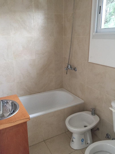 Imagen 20 de 24 de En Venta. Departamento Planta Alta Con Cochera San Miguel
