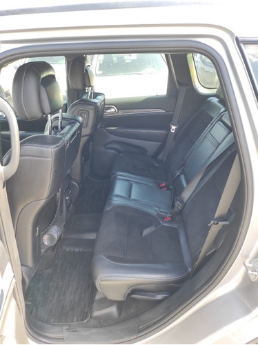 Imagen 9 de 11 de Jeep Grand Cherokee 2016 6.4 Srt Atx 465hp At