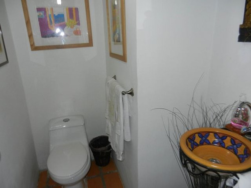 Casa En Alquiler Los Palos Grandes 24-12236