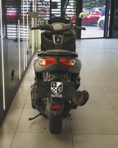 Yamaha N-max 2022