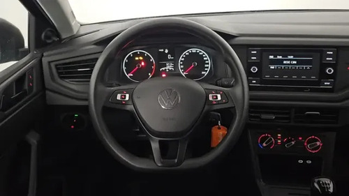Volkswagen Polo Track 1.0 Flex 12V 5p