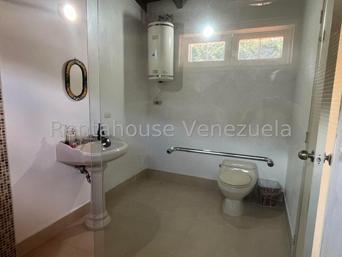 Espaciosa Casa En Venta Miranda Rah Mls25-5639