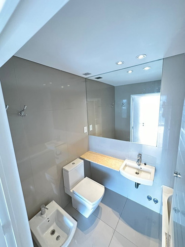 Departamento En Venta En Libertador / Rio, Martínez, San Isidro
