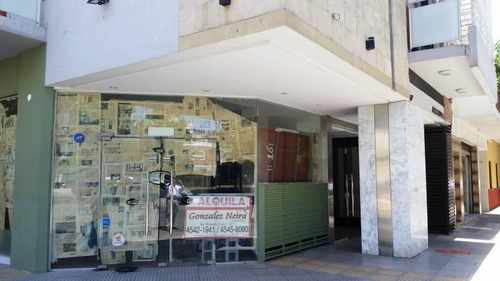 Imagen 2 de 18 de Excelente Local A La Calle En Esquina Los Primeros 3 Meses No Paga Alquiler!!!!