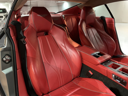 Aston Martin DB9 5.9 Coupe At