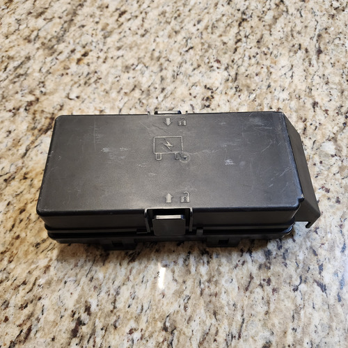 2008-09 Pontiac G6 3.6l Caja De Fusibles 25883025 (Usado)