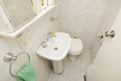 Venta Piso Vista Al Rio 3 Ambientes Balcón Aterrazado Cochera Y Piscina Belgrano Chico