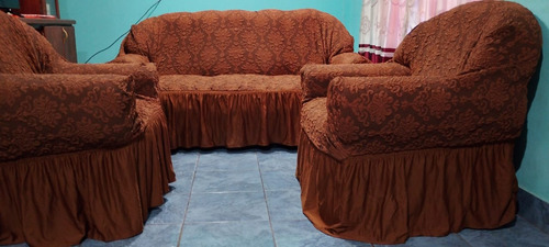 Fundas De Sillon 3+1+1 .alto Relieve 'tramada Marrón Floreado