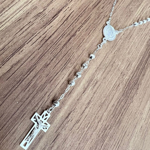 Imagen 3 de 9 de Collar Rosario Medalla San Benito Plata 925 55 Cm Agálea