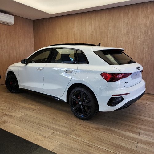 Audi A3 2.0 40 TFSI MHEV SPORTBACK PERFORMANCE BLACK S-TRONIC