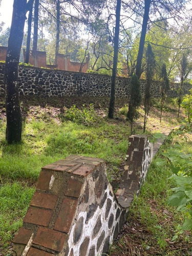 Imagen 6 de 15 de Terreno Bardado A Orilla De Carretera En Huitzilac, Morelos.