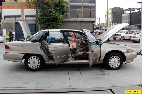Imagen 11 de 25 de Mercury Sable