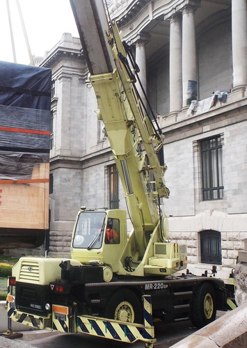 Imagen 5 de 15 de Kato Kr22h City Crane