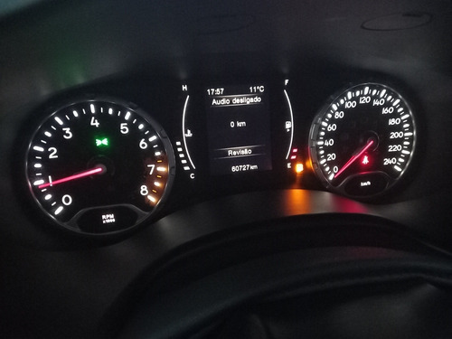 Imagem 3 de 7 de Jeep Renegade 2016 1.8 Sport Flex 5p