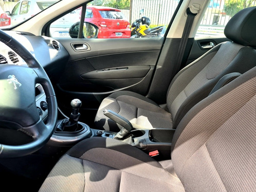 Peugeot 308 Allure 1.6 Hdi Nav 2013 84.000km Fcio T/usado