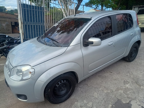 Fiat Uno Fiat Uno Vivace 1.0 8V (Flex) 4p