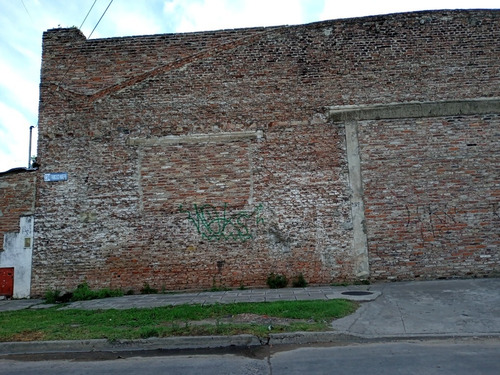 Imagen 10 de 16 de Galpon Con Terreno Salida A 2 Calles 200 U$s X M2 Liquido