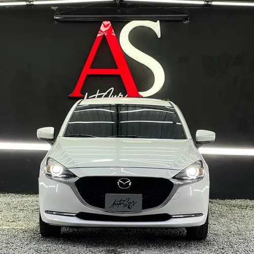 Mazda 2 Grand Touring Lx Sedan 2024 1.5