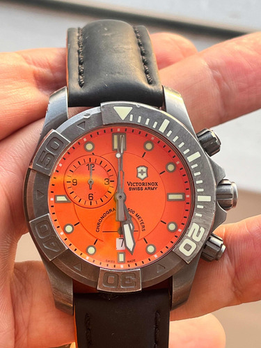 Reloj Victorinox Swiss Army Dive Master Chrono Naranja Used
