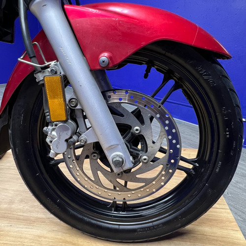 Imagen 7 de 9 de Yamaha Fazer 250 2012