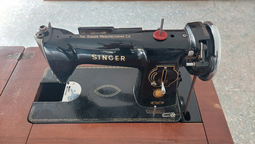 Maquina De Coser Singer Con Mueble