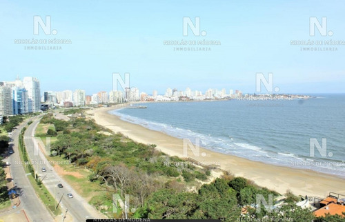 Venta Apartamento Frente Al Mar- Ref: 4794