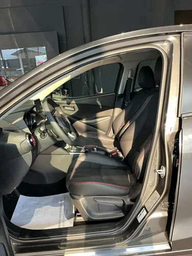Mazda 2 Carbon Edition 2.0l