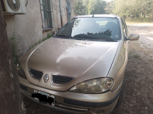 Renault Megane 4 Puertas Sin Cola