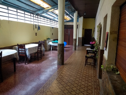 Vendo Casa Antigua, Ideal Instituciones O Constructoras, Zona Céntrica La Plata!