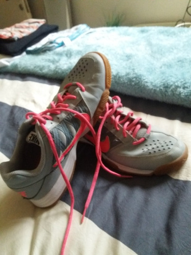 Imagen 2 de 4 de Zapatillas Voleibol Dama Nike