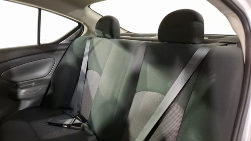 Nissan Versa 1.6 DRIVE AUTO