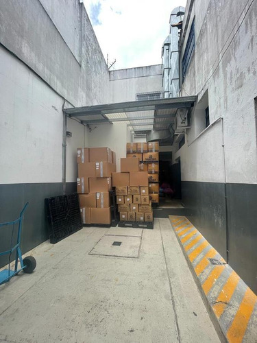 Imagen 3 de 14 de Depósito - Parque Patricios