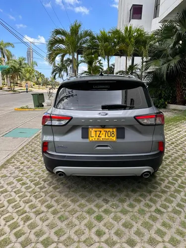 Ford Escape 2.0 Titanium