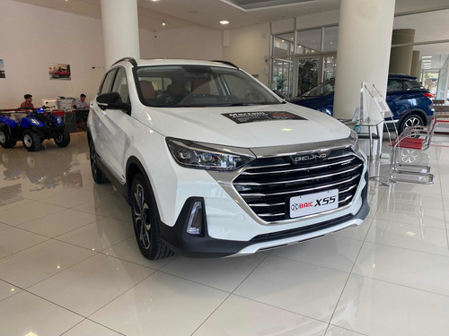 Imagen 2 de 13 de Baic X55 Honor Turbo / Martelli Automotores