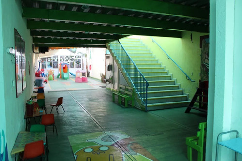 Edificio En Venta Con Uso De Suelo Comercial En Queretaro