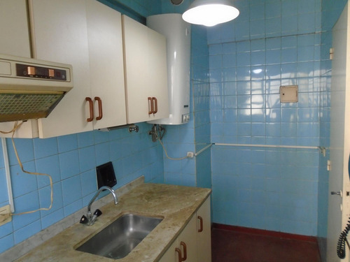 Venta Departamento De 2 Ambientes En Vicente López
