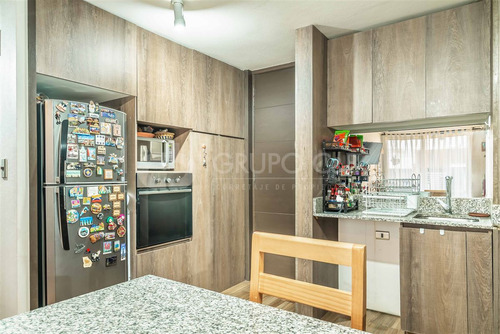 Departamento En Venta De 2 Dorm. En Ñuñoa