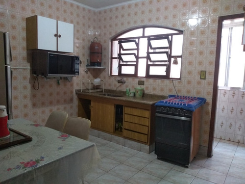 Imagem 4 de 12 de Apartamento Praia Grande, 240 Mil, 3 Dormitórios Mobiliado.