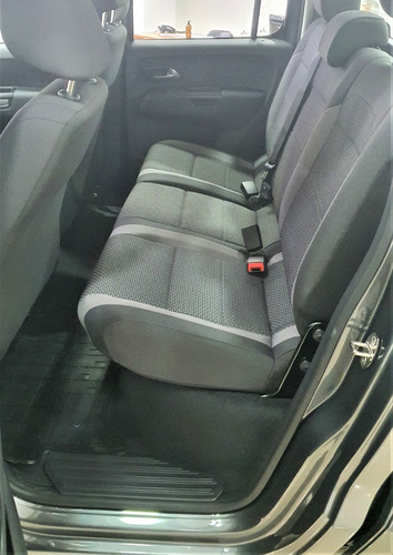 Imagen 15 de 21 de Vw Amarok Comfortline 180cv 0km 2023 En Stock Tomo Usado
