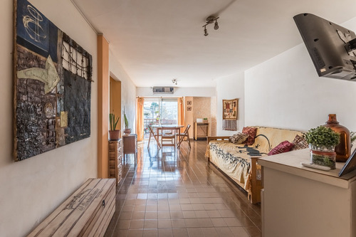 Venta 2 Amb Con Balcón Y Cochera Villa Bosch