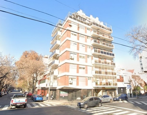 Excelente Departamento De 3 Ambientes Con Balcón Y Patio Interno En Barracas